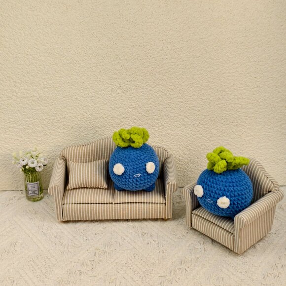 Handmade Amigurumi Crochet Pokemon Oddish Plushie - Picture 2 of 6